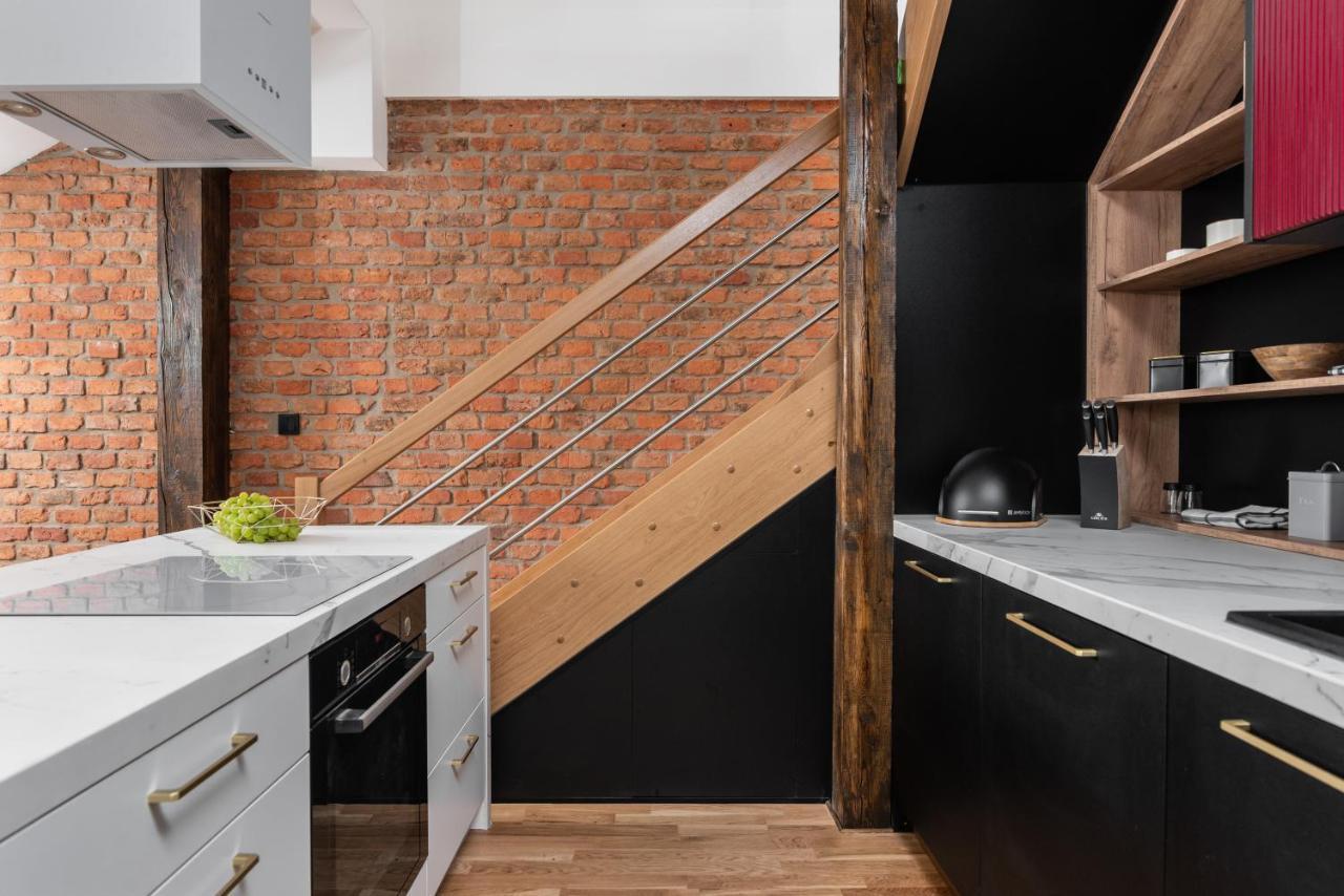 Riverside Premium Class Apartment - By Upstairs Krakow Exterior photo