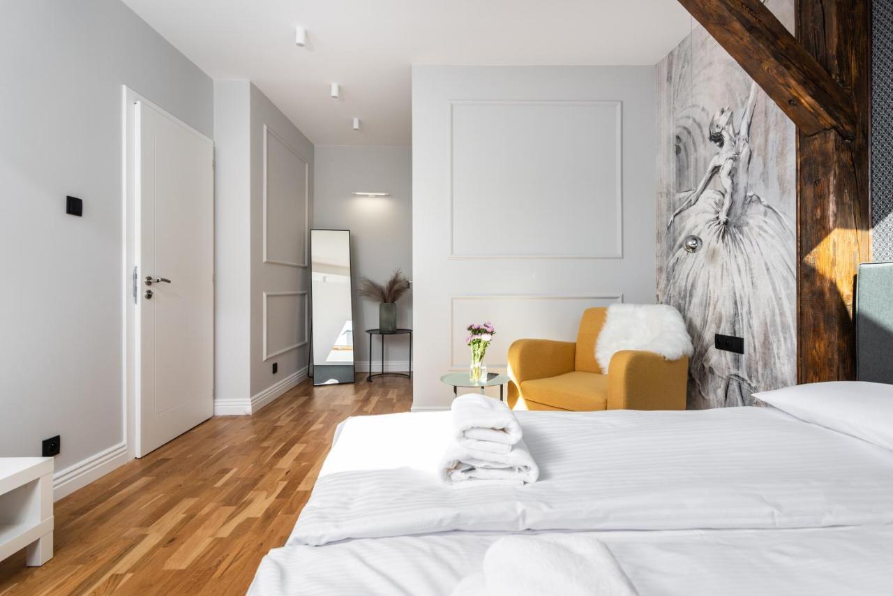 Riverside Premium Class Apartment - By Upstairs Krakow Exterior photo