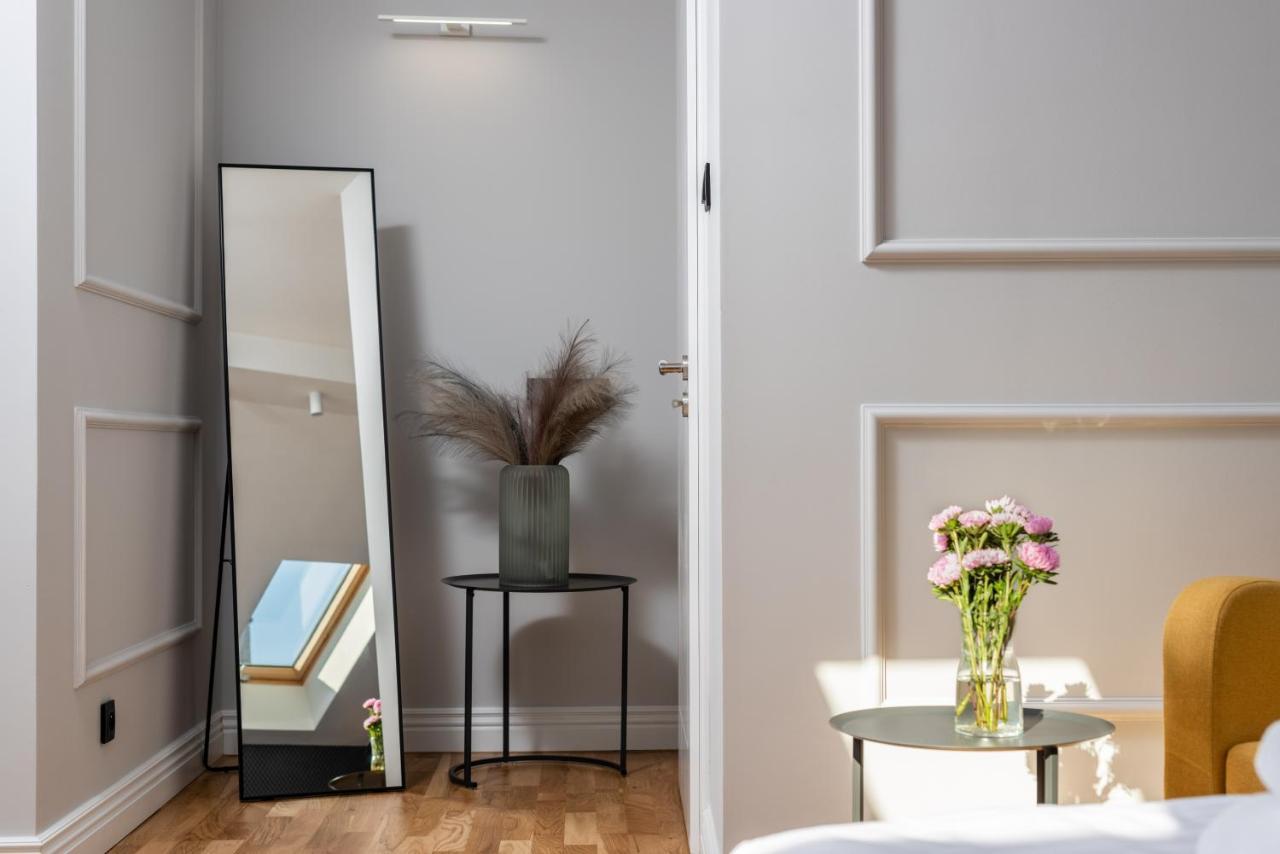 Riverside Premium Class Apartment - By Upstairs Krakow Exterior photo