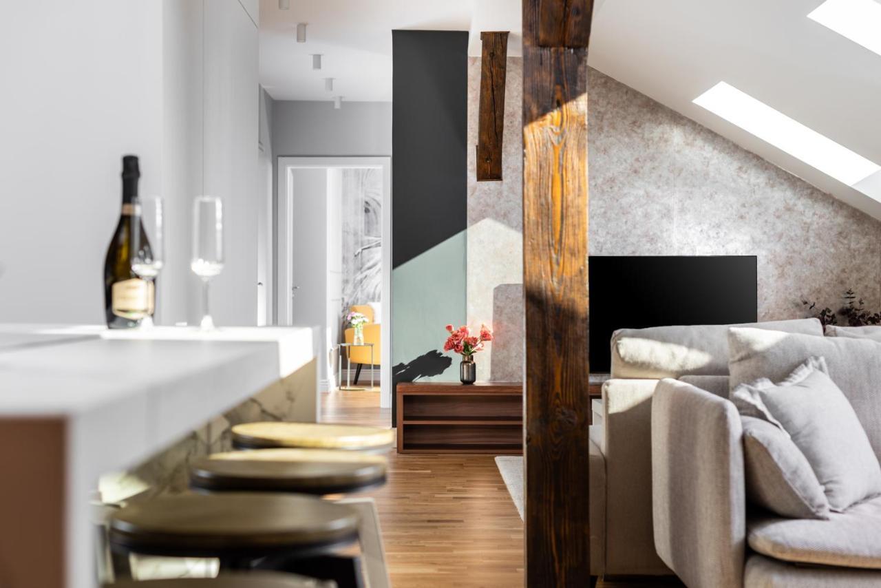 Riverside Premium Class Apartment - By Upstairs Krakow Exterior photo