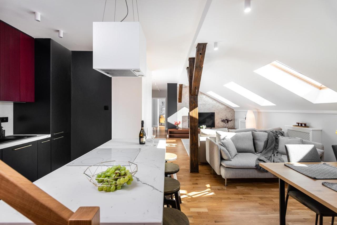 Riverside Premium Class Apartment - By Upstairs Krakow Exterior photo