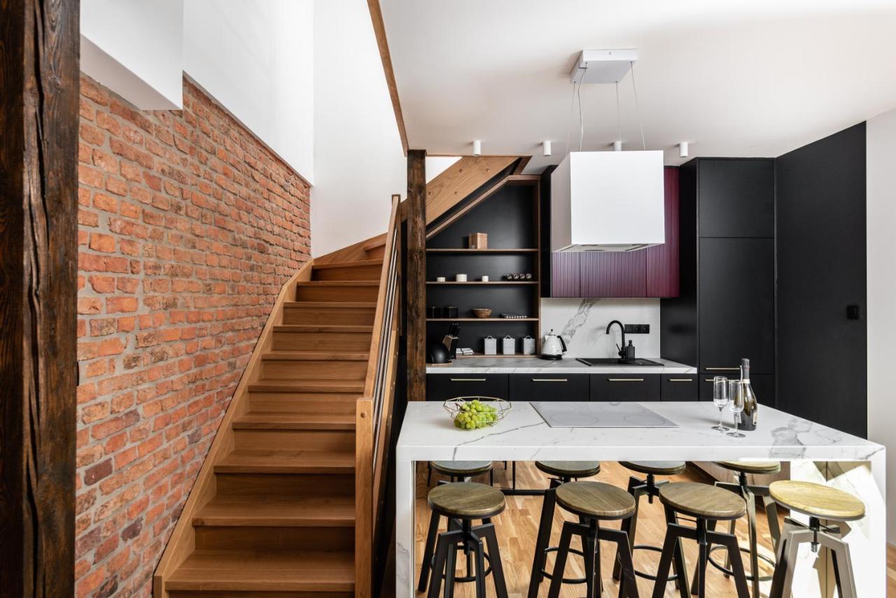 Riverside Premium Class Apartment - By Upstairs Krakow Exterior photo