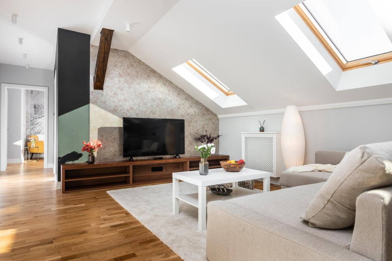 Riverside Premium Class Apartment - By Upstairs Krakow Exterior photo