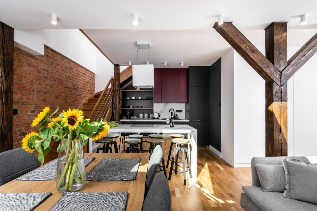 Riverside Premium Class Apartment - By Upstairs Krakow Exterior photo